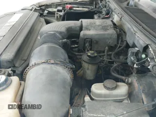 2004 Ford F-150 XL z VIN 2FTRX18W04CA13217, wystawiony jako IAAI lot #42637710 z przebiegiem 84 033 mil mil oraz . Historia ofert i sprzedaży dostępna na DreamBid. Obrazek 16.