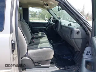 2005 Chevrolet Silverado 1500 LS with VIN 1GCEK19T65Z194720, listed as a IAAI auction lot 42157104 with 156,376 mi miles. Bid and sale history available at carsss.com. Image 5.