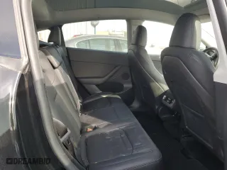 2024 Tesla Model Y Long Range with VIN 7SAYGDEE0RF034080, listed as a Copart auction lot 48329125 with 33,448 mi miles and Salvage Title. Bid and sale history available at carsss.com. Image 11.