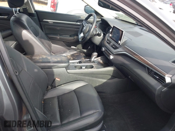 2019 Nissan Altima 2.5 SL with VIN 1N4BL4EV8KC205391, listed as a IAAI auction lot 41217649 with 80,748 mi miles. Bid and sale history available at carsss.com. Image 5.