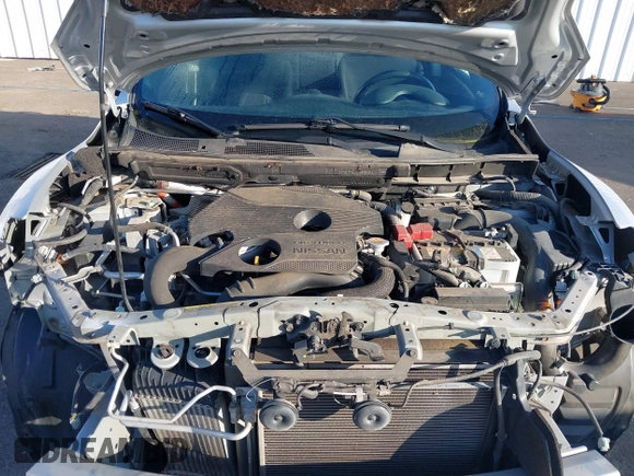 2015 Nissan Juke SV with VIN JN8AF5MV9FT553005, listed as a IAAI auction lot 41731884 with 70,698 mi miles. Bid and sale history available at carsss.com. Image 10.