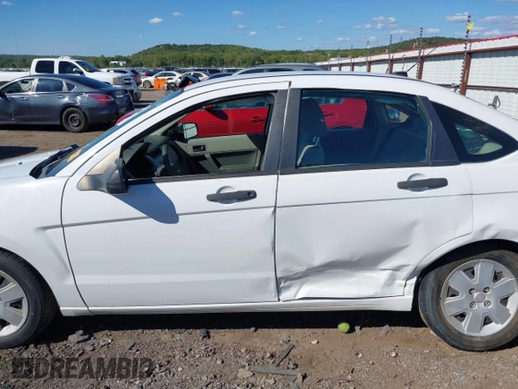 2008 Ford Focus S with VIN 1FAHP34N98W134025, listed as a IAAI auction lot 40354695 with 134,340 mi miles. Bid and sale history available at carsss.com. Image 14.