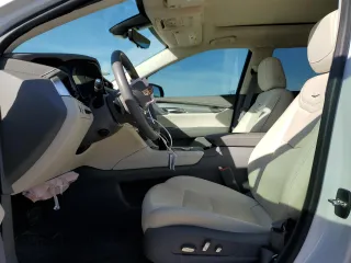 2023 Cadillac XT5 FWD Premium Luxury with VIN 1GYKNCRS7PZ150378, listed as a Copart auction lot 84757014 with 21,631 mi miles and Salvage Title. Bid and sale history available at carsss.com. Image 7.