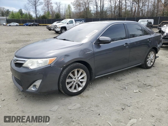 2012 Toyota Camry XLE z VIN 4T1BD1FK0CU061059, wystawiony jako Copart lot #52042905 z przebiegiem 159 506 mil mil oraz Szkoda całkowita • Salvage title. Historia ofert i sprzedaży dostępna na DreamBid. Obrazek 1.