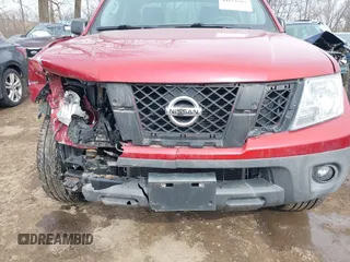 2012 Nissan Frontier SV z VIN 1N6AD0EVXCC436156, wystawiony jako IAAI lot #41651567 z przebiegiem 103 143 mil mil oraz . Historia ofert i sprzedaży dostępna na DreamBid. Obrazek 6.