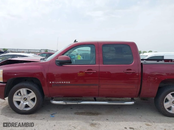 2008 Chevrolet Silverado 1500 LTZ with VIN 3GCEC13J18G212369, listed as a IAAI auction lot 41887947 with 318,161 mi miles. Bid and sale history available at carsss.com. Image 14.