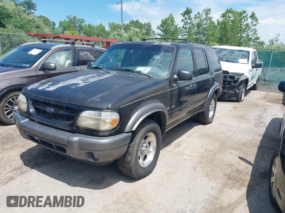 2000 Ford Explorer XLT with VIN 1FMZU83P0YZA06693, listed as a IAAI auction lot 42621988 with 273,874 mi miles and . Bid and sale history available at DreamBid. Image 2.