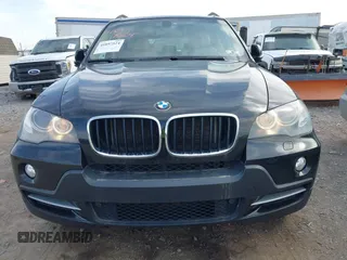 2008 BMW X5 3.0si with VIN 5UXFE43558L005228, listed as a IAAI auction lot 41897524 with 178,741 mi miles. Bid and sale history available at carsss.com. Image 6.