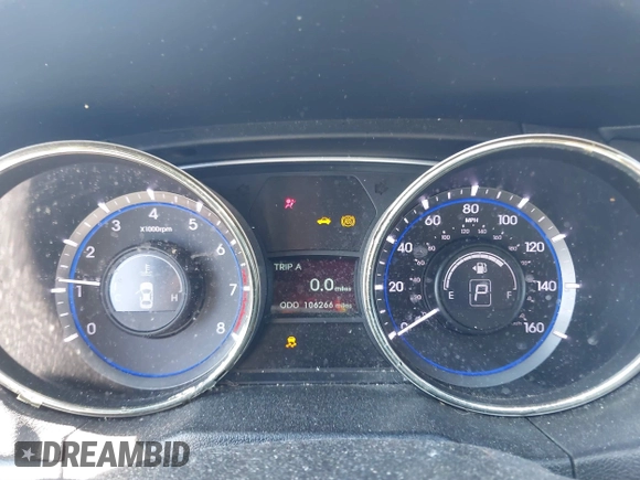 2013 Hyundai Sonata GLS z VIN 5NPEB4AC0DH664033, wystawiony jako IAAI lot #41700987 z przebiegiem 106 266 mil mil oraz . Historia ofert i sprzedaży dostępna na DreamBid. Obrazek 7.