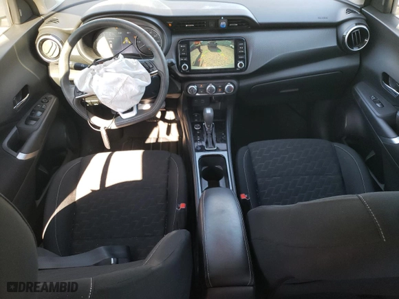 2023 Nissan Kicks SV with VIN 3N1CP5CV1PL570585, listed as a Copart auction lot 47135085 with 19,332 mi miles and Salvage Title. Bid and sale history available at carsss.com. Image 8.
