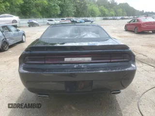 2013 Dodge Challenger SXT z VIN 2C3CDYAG2DH554254, wystawiony jako Copart lot #54109255 z przebiegiem Nie podano mil oraz Szkoda całkowita • Salvage title. Historia ofert i sprzedaży dostępna na DreamBid. Obrazek 6.