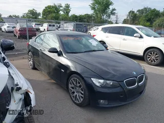 2007 BMW 3 Series 328i z VIN WBAWB33537PU87223, wystawiony jako IAAI lot #42781507 z przebiegiem 65 708 mil mil oraz . Historia ofert i sprzedaży dostępna na DreamBid. Obrazek 6.