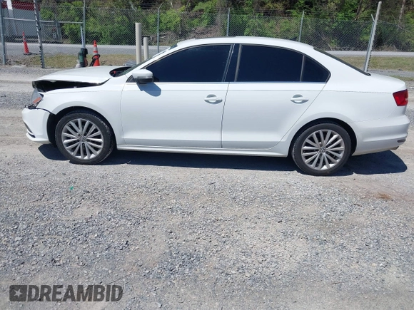 2015 Volkswagen Jetta SE with VIN 3VWD07AJ8FM284756, listed as a IAAI auction lot 42038453 with 127,112 mi miles and . Bid and sale history available at DreamBid. Image 14.
