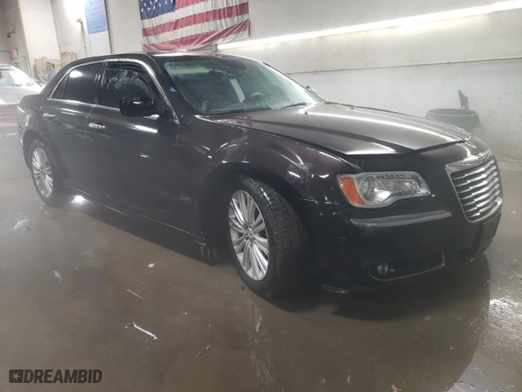 2013 Chrysler 300 with VIN 2C3CCAKG6DH659744, listed as a Copart auction lot 41906195 with 88,216 mi miles and Salvage Title. Bid and sale history available at carsss.com. Image 4.