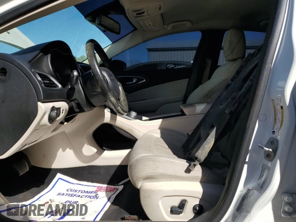 2015 Chrysler 200 Limited with VIN 1C3CCCAB4FN537606, listed as a Copart auction lot 48904065 with Not Provided miles and Clean Title. Bid and sale history available at DreamBid. Image 7.