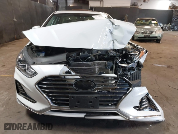 2018 Hyundai Sonata Limited with VIN 5NPE34AF2JH604872, listed as a IAAI auction lot 41740844 with 47,017 mi miles and . Bid and sale history available at DreamBid. Image 12.
