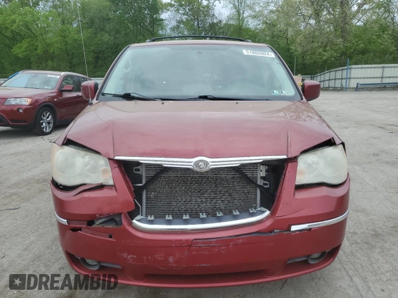 2010 Chrysler Town & Country Touring Plus with VIN 2A4RR8D18AR442282, listed as a Copart auction lot 51805924 with 172,704 mi miles and Salvage Title. Bid and sale history available at DreamBid. Image 5.