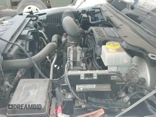 2020 Ram 1500 Big Horn z VIN 1C6SRFBT3LN287616, wystawiony jako IAAI lot #42983060 z przebiegiem 102 299 mil mil oraz . Historia ofert i sprzedaży dostępna na DreamBid. Obrazek 19.