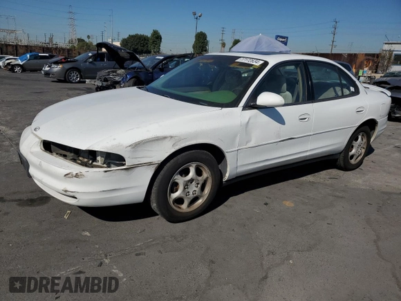 1998 Oldsmobile Intrigue GL z VIN 1G3WS52K2WF325982, wystawiony jako Copart lot #77172634 z przebiegiem 141 276 mil mil oraz Szkody całkowita. Historia ofert i sprzedaży dostępna na DreamBid. Obrazek 1.