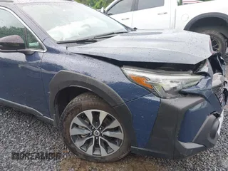 2025 Subaru Outback Limited with VIN 4S4BTANC5S3175477, listed as a IAAI auction lot 42461708 with 8,502 mi miles and . Bid and sale history available at DreamBid. Image 18.