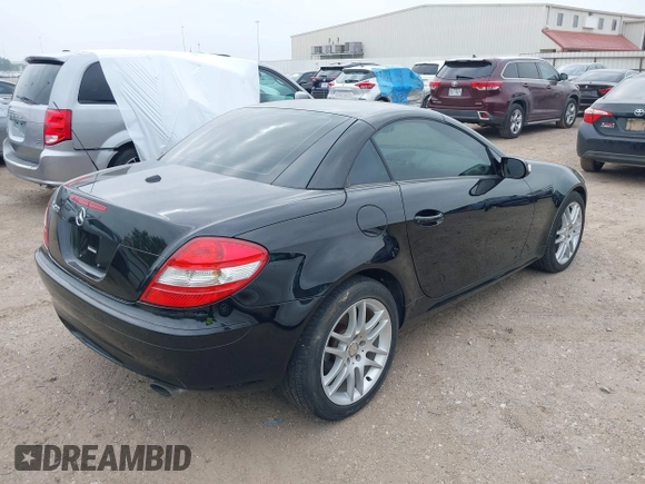 2008 Mercedes-Benz SLK-Class 3.0L with VIN WDBWK54F78F178141, listed as a IAAI auction lot 41934088 with 95,982 mi miles. Bid and sale history available at carsss.com. Image 4.