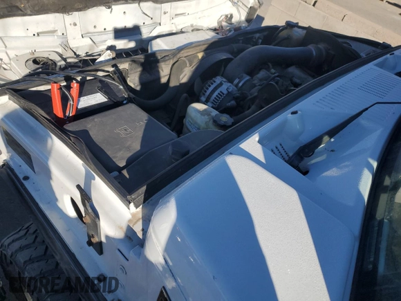 2004 Hummer H2 with VIN 5GRGN23U64H121213, listed as a Copart auction lot 42001135 with 0 mi miles and Salvage Title. Bid and sale history available at carsss.com. Image 11.