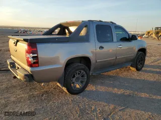 2012 Chevrolet Avalanche LS with VIN 3GNTKEE79CG267753, listed as a Copart auction lot 82149704 with 162,717 mi miles and Salvage Title. Bid and sale history available at carsss.com. Image 3.
