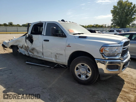 2022 Ram 3500 Tradesman with VIN 3C63R3GLXNG318593, listed as a Copart auction lot 75897454 with 0 mi miles and Salvage Title. Bid and sale history available at carsss.com. Image 4.