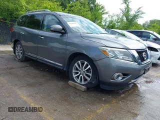 2015 Nissan Pathfinder Platinum with VIN 5N1AR2MN4FC690818, listed as a IAAI auction lot 42308347 with 129,321 mi miles and . Bid and sale history available at DreamBid. Image 1.