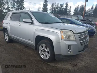 2010 GMC Terrain SLE-1 with VIN 2CTALBEW6A6326399, listed as a IAAI auction lot 41819604 with 260,595 mi miles. Bid and sale history available at carsss.com. Image 1.
