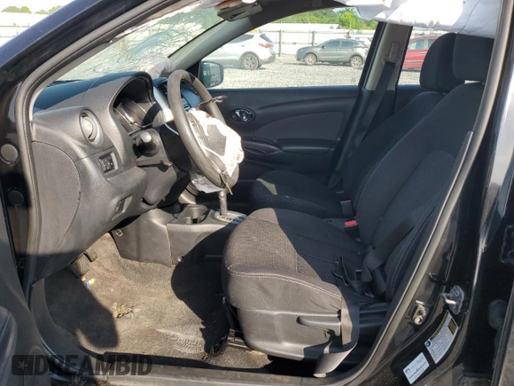 2016 Nissan Versa S z VIN 3N1CN7AP1GL850741, wystawiony jako Copart lot #54945295 z przebiegiem 117 217 mil mil oraz Szkoda całkowita • Salvage title. Historia ofert i sprzedaży dostępna na DreamBid. Obrazek 7.