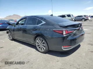 2021 Lexus ES 300h с VIN 58ADA1C19MU002471, выставлен на аукционе Copart как лот 53287985 с пробегом 69 510 миль миль и Списание • Salvage title. История ставок и продаж доступна на DreamBid. Изображение 2.