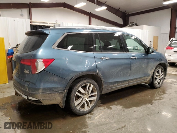 2016 Honda Pilot Elite with VIN 5FNYF6H00GB127495, listed as a Copart auction lot 49989585 with 115,037 mi miles and Salvage Title. Bid and sale history available at carsss.com. Image 3.