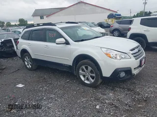 2013 Subaru Outback Limited с VIN 4S4BRBKC9D3311492, выставлен на аукционе IAAI как лот 42189569 с пробегом 140 535 миль миль и . История ставок и продаж доступна на DreamBid. Изображение 1.