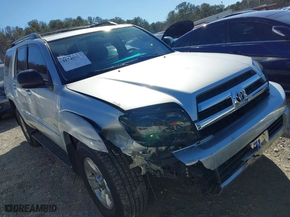 2005 Toyota 4Runner SR5 with VIN JTEZU14R258028882, listed as a IAAI auction lot 41745577 with 251,256 mi miles. Bid and sale history available at carsss.com. Image 1.