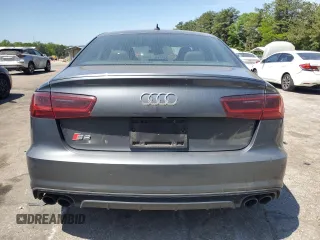 2017 Audi S6 Premium Plus z VIN WAUFFAFCXHN012281, wystawiony jako Copart lot #53571455 z przebiegiem 67 439 mil mil oraz Szkoda całkowita • Salvage title. Historia ofert i sprzedaży dostępna na DreamBid. Obrazek 6.