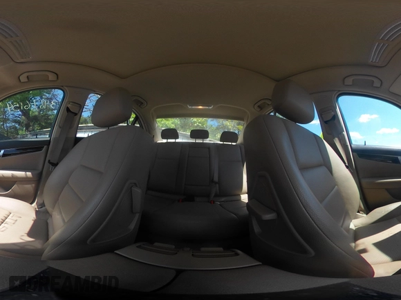 2014 Mercedes-Benz C 250 Sport with VIN WDDGF4HB9EA919237, listed as a IAAI auction lot 39876154 with 110,766 mi miles and . Bid and sale history available at carsss.com. Image 14.