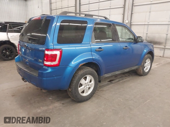 2011 Ford Escape XLT с VIN 1FMCU9DG2BKA08150, выставлен на аукционе IAAI как лот 42156966 с пробегом Не указан миль и . История ставок и продаж доступна на DreamBid. Изображение 4.