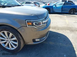 2014 Ford Flex Limited with VIN 2FMGK5D85EBD00687, listed as a IAAI auction lot 41715925 with 211,280 mi miles. Bid and sale history available at carsss.com. Image 17.