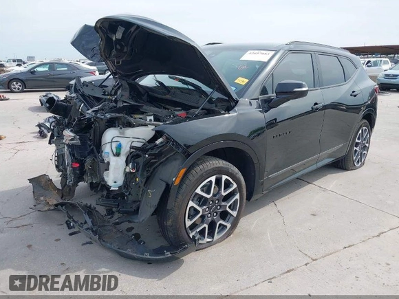 2024 Chevrolet Blazer RS z VIN 3GNKBERS5RS181954, wystawiony jako IAAI lot #42057083 z przebiegiem 10 701 mil mil oraz . Historia ofert i sprzedaży dostępna na DreamBid. Obrazek 20.