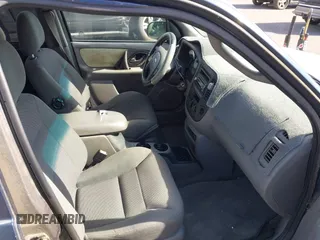 2002 Ford Escape XLT z VIN 1FMCU03192KA63624, wystawiony jako IAAI lot #42545147 z przebiegiem 189 522 mil mil oraz . Historia ofert i sprzedaży dostępna na DreamBid. Obrazek 5.