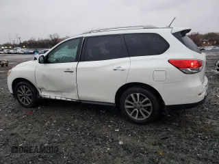 2015 Nissan Pathfinder SV with VIN 5N1AR2MM5FC623751, listed as a Copart auction lot 81736614 with 208,308 mi miles and Salvage title. Bid and sale history available at DreamBid. Image 2.