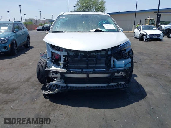 2024 Toyota Sienna XLE z VIN 5TDJSKFC9RS111099, wystawiony jako IAAI lot #42061708 z przebiegiem 15 741 mil mil oraz . Historia ofert i sprzedaży dostępna na DreamBid. Obrazek 13.