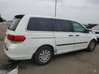 2009 Honda Odyssey LX z VIN 5FNRL38259B050624, wystawiony jako Copart lot #57357605 z przebiegiem 232 991 mil mil oraz Czysty tytuł • Clean title. Historia ofert i sprzedaży dostępna na DreamBid. Obrazek 3.