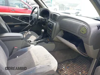 2003 Chevrolet TrailBlazer LS with VIN 1GNDS13SX32286650, listed as a IAAI auction lot 42111372 with 145,965 mi miles and . Bid and sale history available at DreamBid. Image 5.