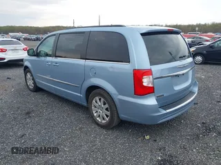 2012 Chrysler Town & Country Touring with VIN 2C4RC1BG8CR386689, listed as a IAAI auction lot 42006865 with 86,000 mi miles. Bid and sale history available at carsss.com. Image 3.