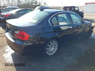 2006 BMW 3 Series 330xi with VIN WBAVD33546KV67597, listed as a IAAI auction lot 41754619 with 1 mi miles. Bid and sale history available at carsss.com. Image 4.