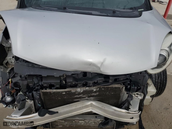 2018 FIAT 500L Lounge with VIN ZFBCFACH3JZ040883, listed as a Copart auction lot 42946565 with 93,329 mi miles and Salvage Title. Bid and sale history available at carsss.com. Image 12.