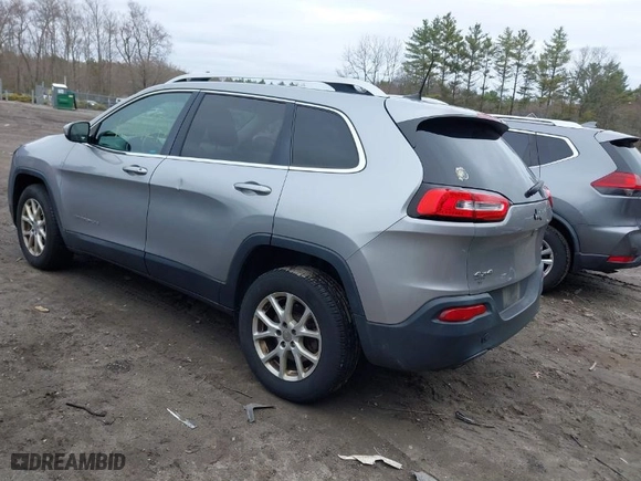2016 Jeep Cherokee Latitude with VIN 1C4PJMCB4GW203710, listed as a IAAI auction lot 42017248 with 216,117 mi miles. Bid and sale history available at carsss.com. Image 3.