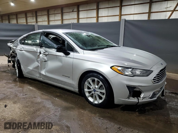 2019 Ford Fusion SE with VIN 3FA6P0LU7KR226789, listed as a Copart auction lot 48867755 with 200,260 mi miles and Clean Title. Bid and sale history available at DreamBid. Image 4.